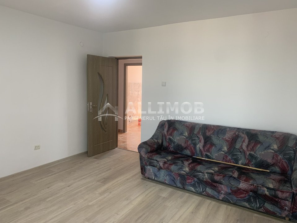 Apartament 3 camere zona Cina