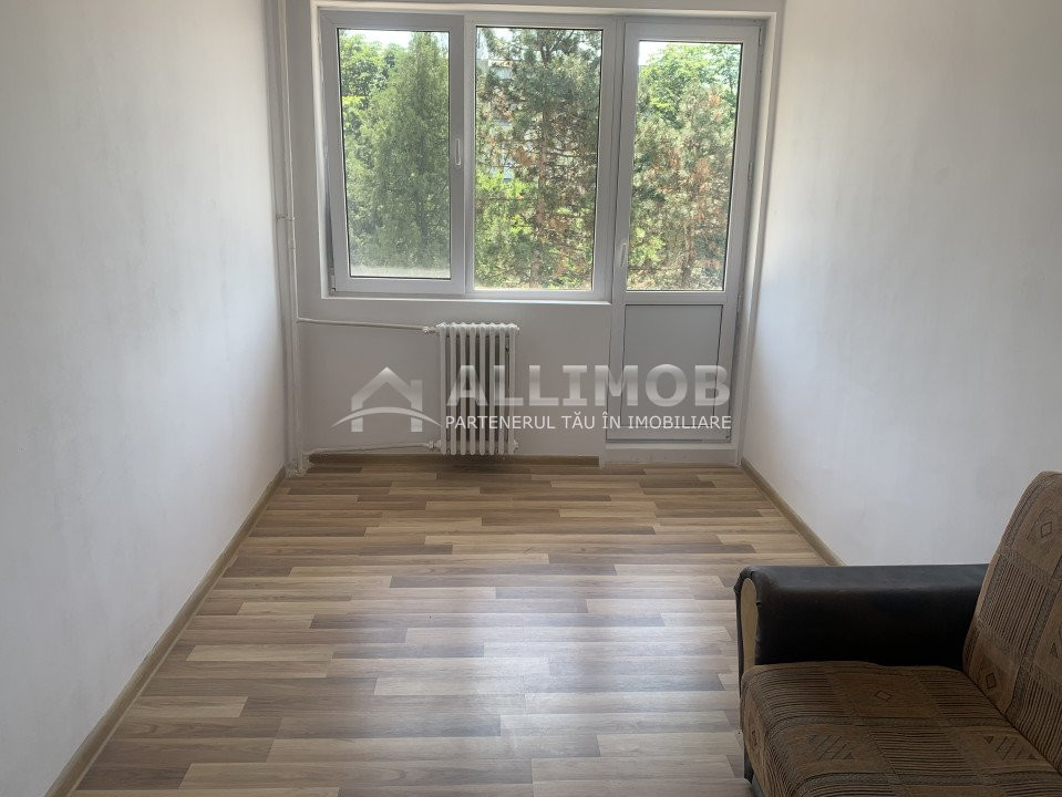 Apartament 3 camere zona Cina