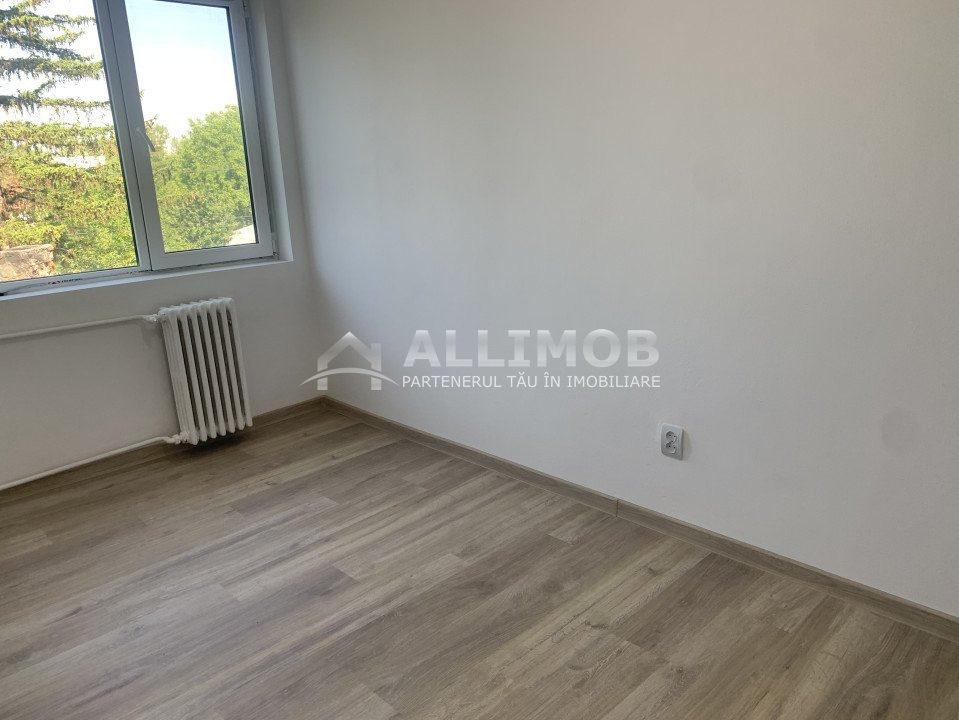 Apartament 3 camere zona Cina