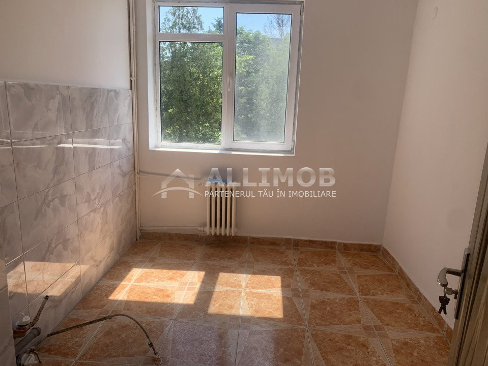 Apartament 3 camere zona Cina