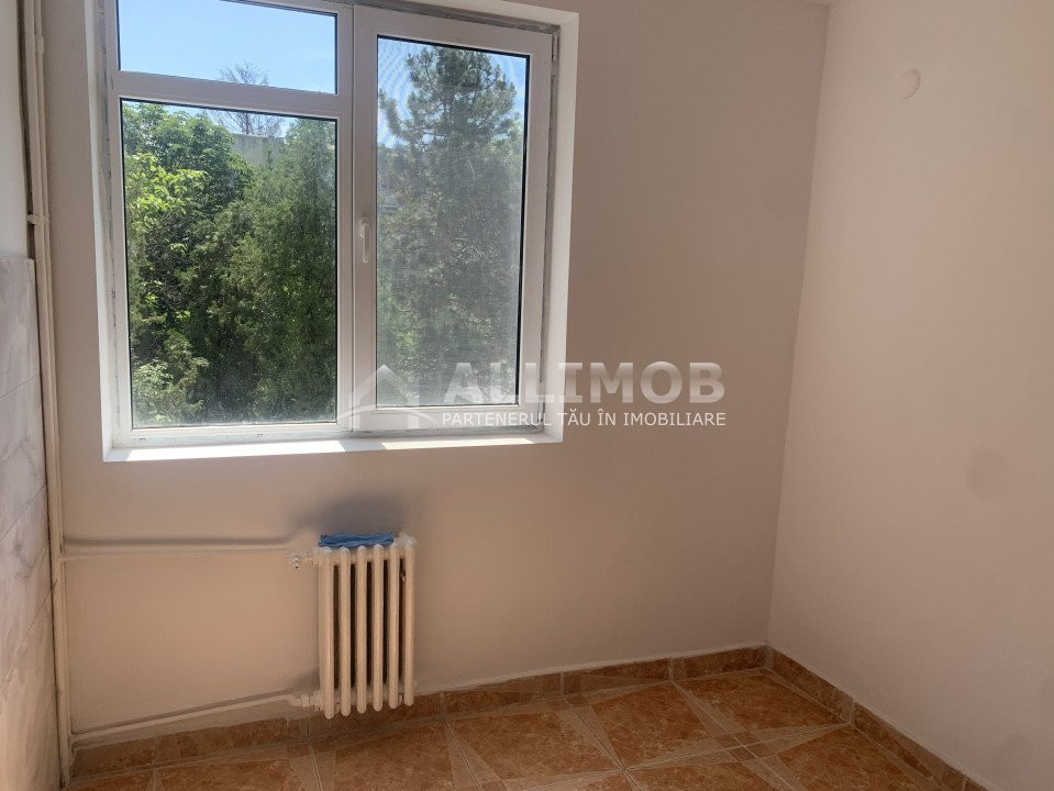 Apartament 3 camere zona Cina