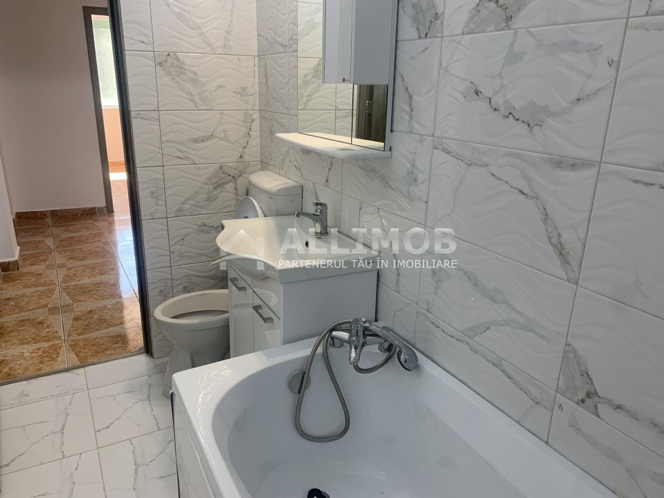 Apartament 3 camere zona Cina