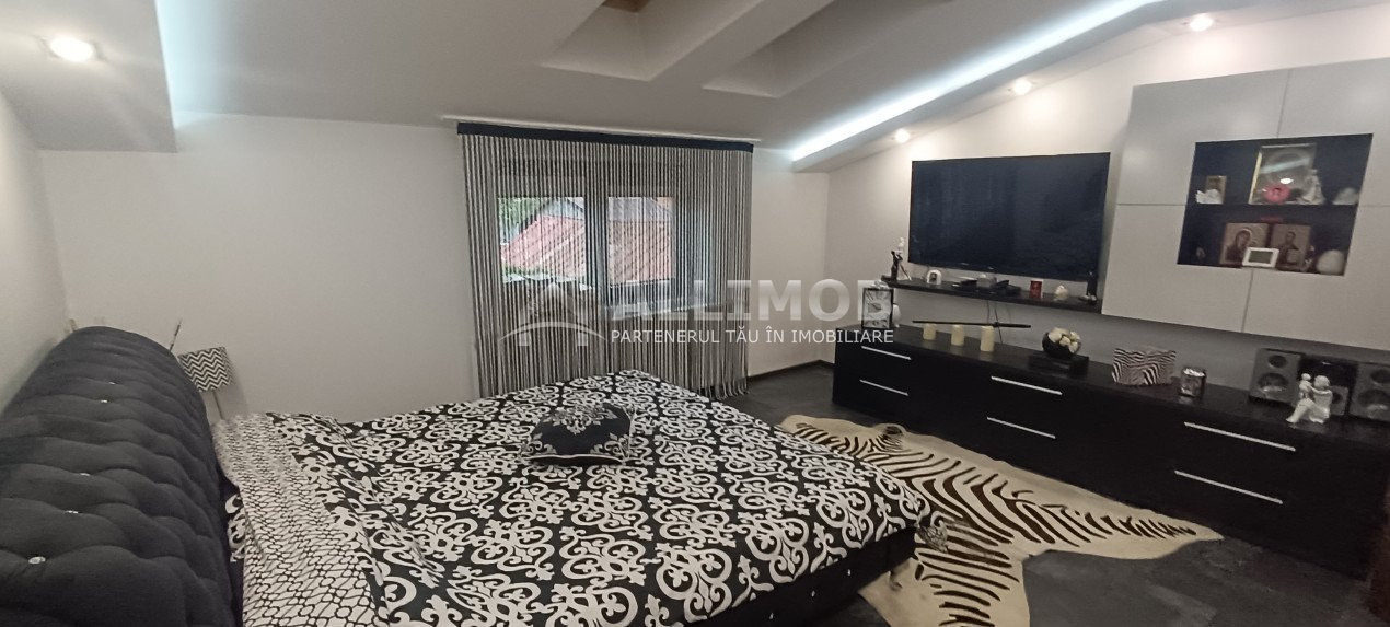 Vila supeba 4 camere in Blejoi, 733 mp teren