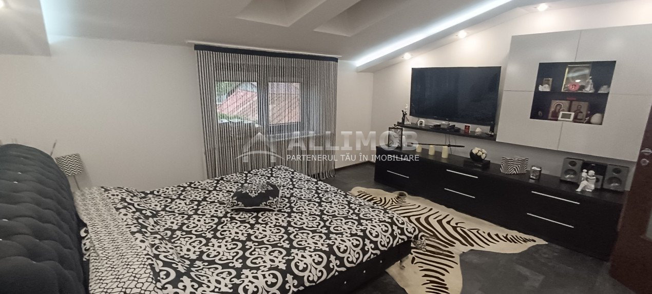 Vila supeba 4 camere in Blejoi, 733 mp teren