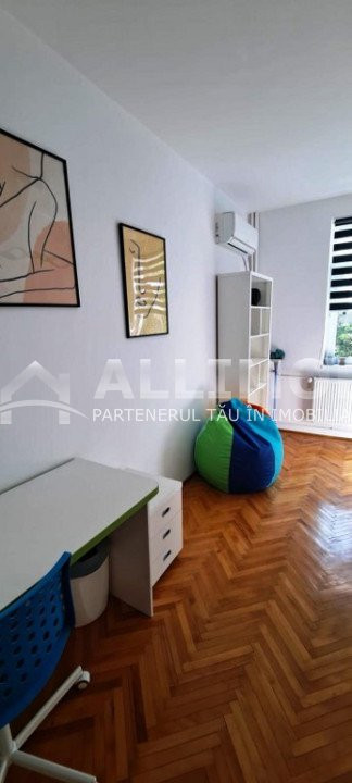 Apartament 3 camere, zona Eminescu 