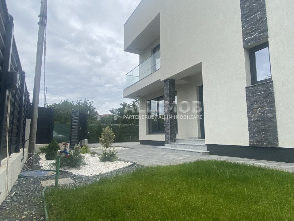 Vila 4 camere, constructie noua, lux, langa Ploiesti, cu garaj. 