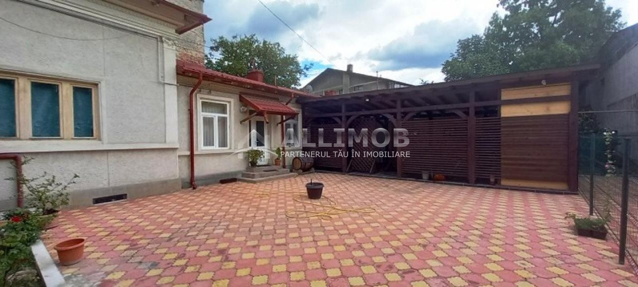 Casa 3 camere in Ploiesti, zona Ultracentral. 