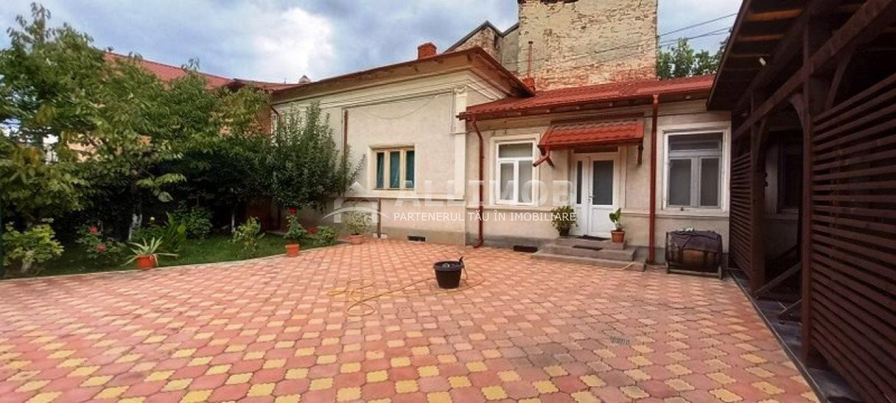 Casa 3 camere in Ploiesti, zona Ultracentral. 