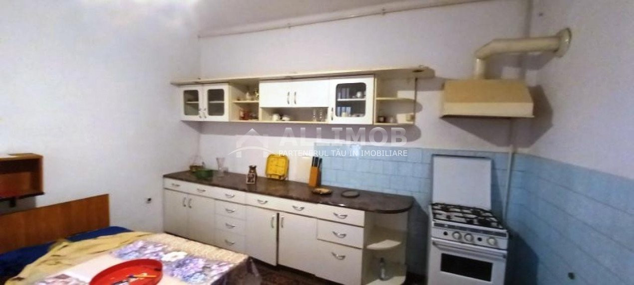 Casa 3 camere in Ploiesti, zona Ultracentral. 