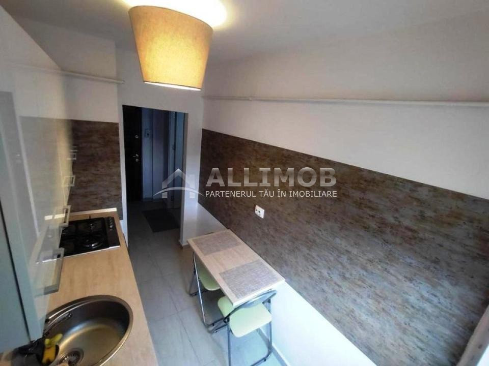 2-room apartment in Ploiesti, Piata Victoriei