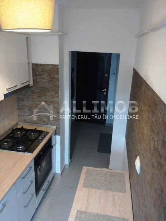 2-room apartment in Ploiesti, Piata Victoriei