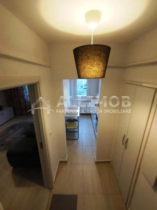 2-room apartment in Ploiesti, Piata Victoriei