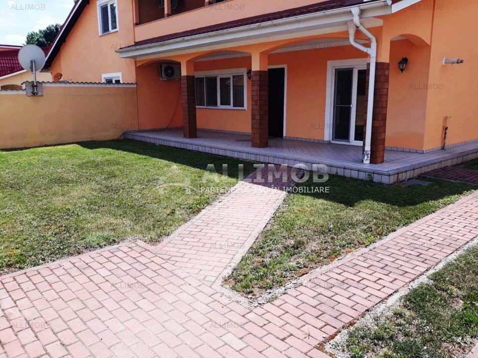 Casa 5 camere in Bucov