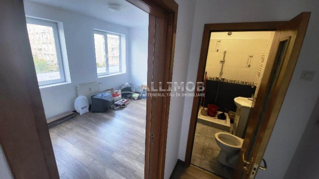 Unfurnished 2-room apartment, Piata Victoriei area