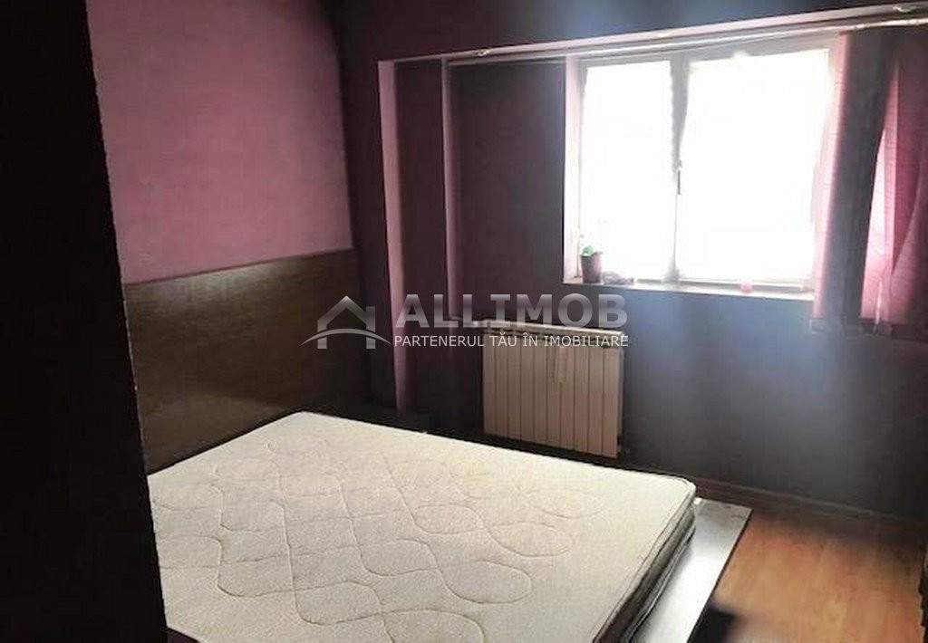 3-room apartment in the Republic area