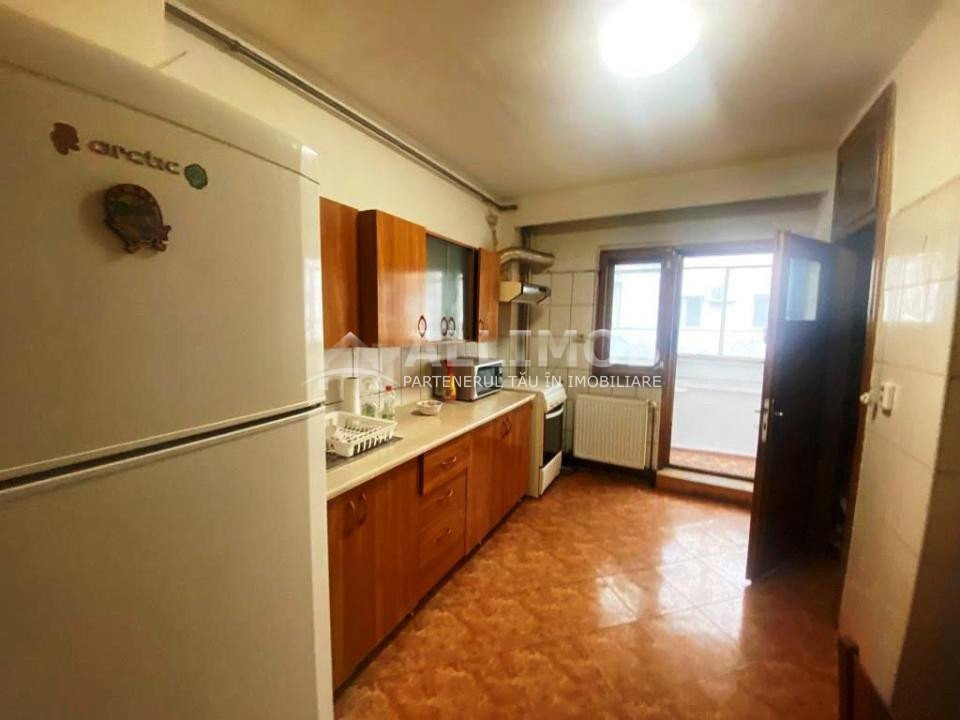 Apartament 4 camere in Ploiesti, zona centrala