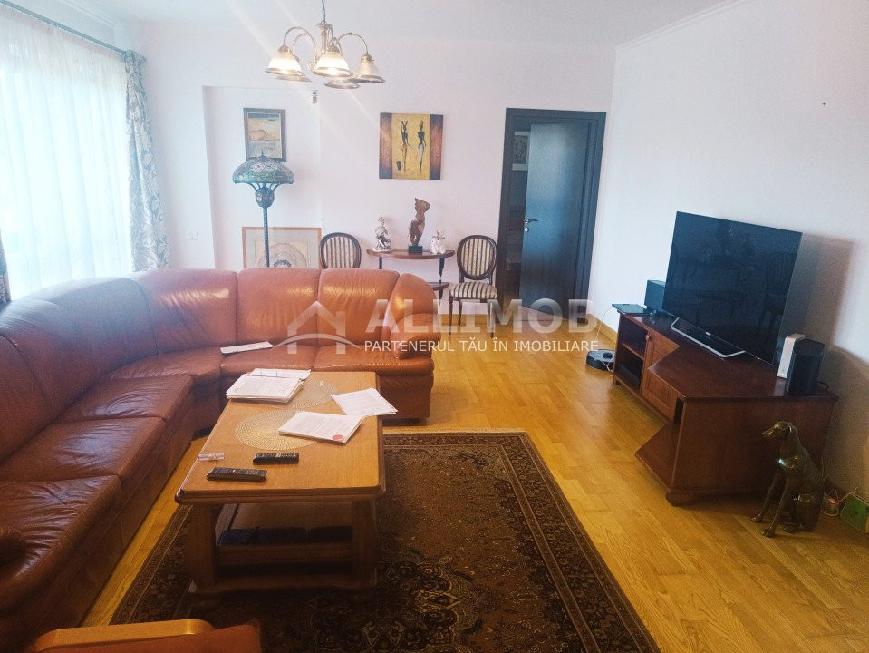 Apartament 4 camere, 104 mp utili,  in Pipera zona Green Vista.