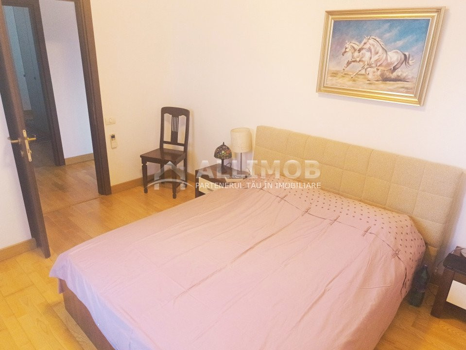 Apartament 4 camere, 104 mp utili,  in Pipera zona Green Vista.