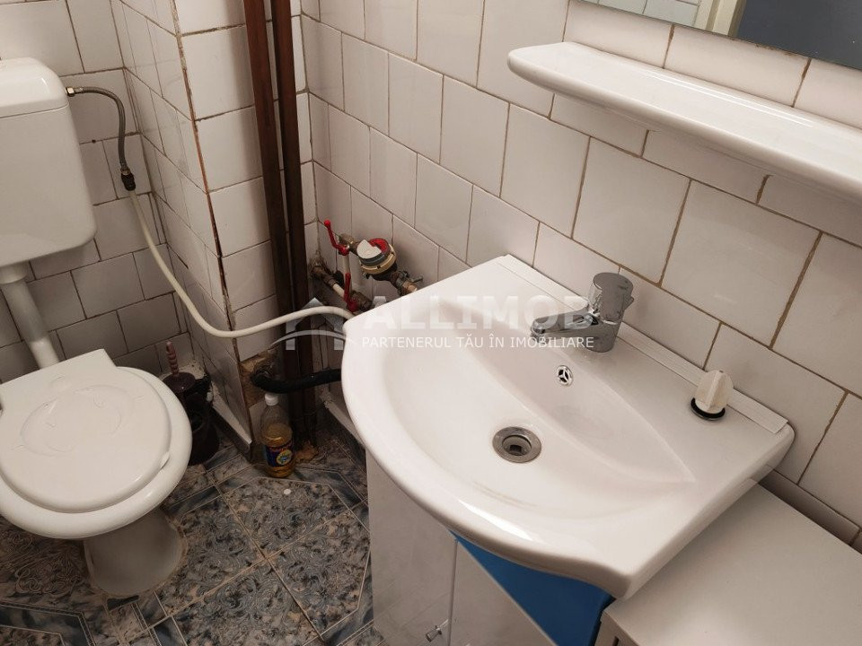 Apartament 3 camere zona ultracentrala