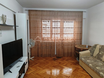 Apartament 3 camere zona ultracentrala