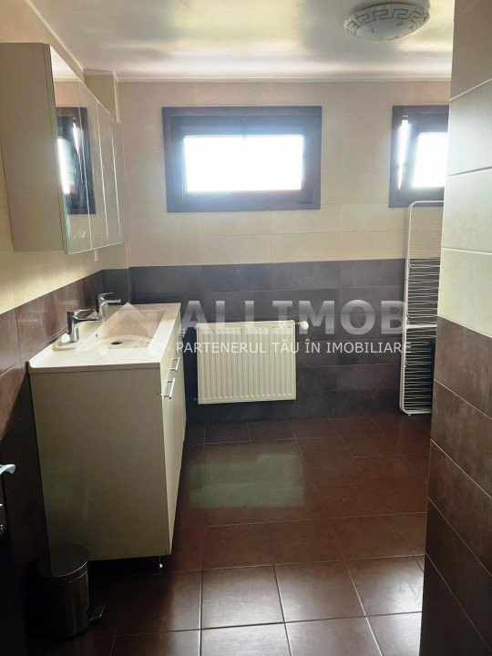 3-room apartment, Andrei Muresanu area