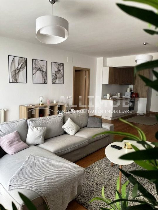 Apartament generos 2 camere zona Aviatiei