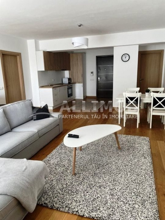 Generous 2-room apartment in the Aviation area