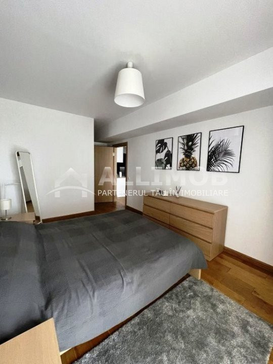 Generous 2-room apartment in the Aviation area