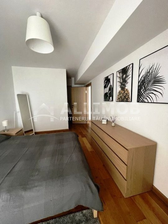 Generous 2-room apartment in the Aviation area