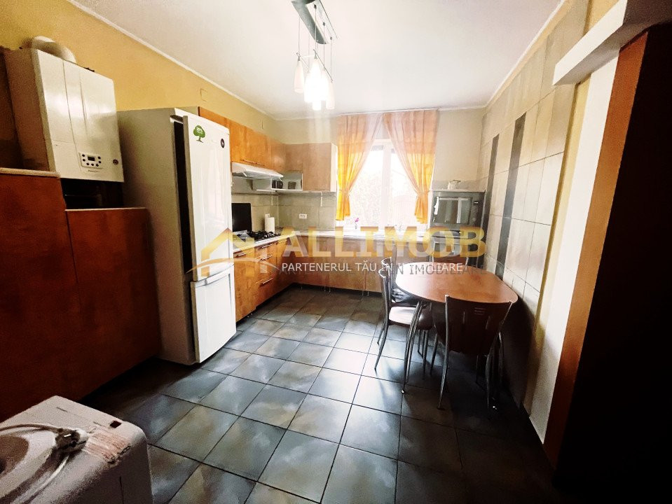 5-room villa, in Ploiesti, 8 Martie area.