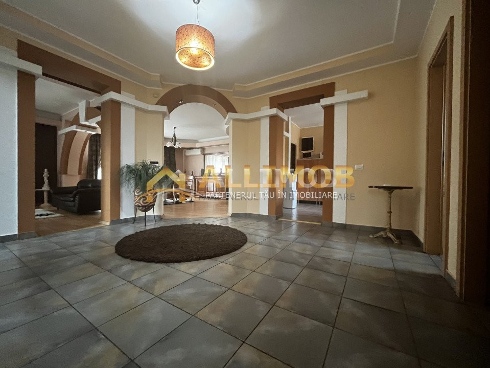 5-room villa, in Ploiesti, 8 Martie area.