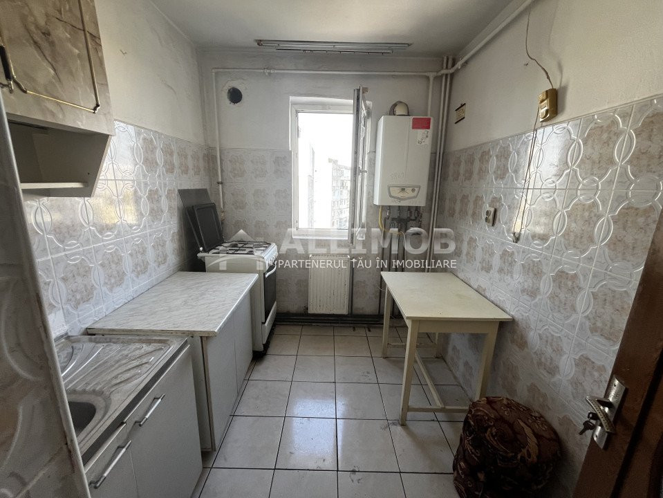 COMISON 0% Apartament 2 camere decomandat in Ploiesti, zona Vest-Lamaita.  