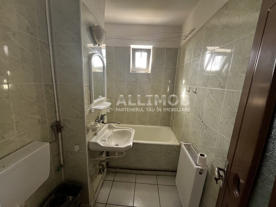 COMISON 0% Apartament 2 camere decomandat in Ploiesti, zona Vest-Lamaita.  