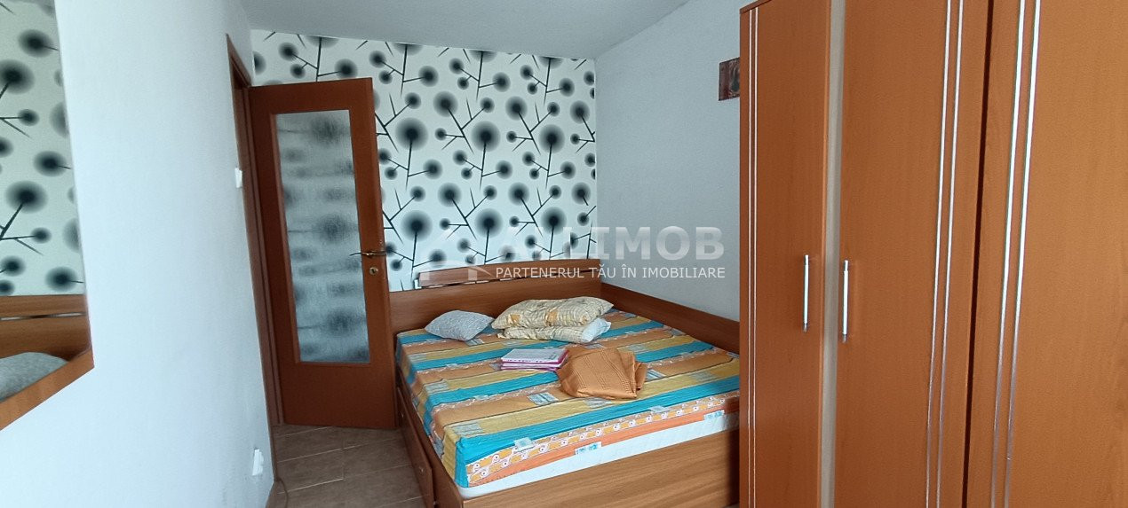 Apartament 3 camere semidecomandat in Ploiesti, zona Baraolt 