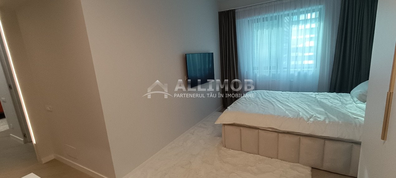 Apartament 3 camere in Cortina North.